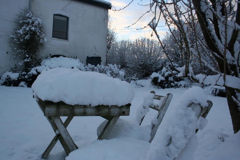 Gite La Maison Du Vieux Pommier Spa Exterior foto